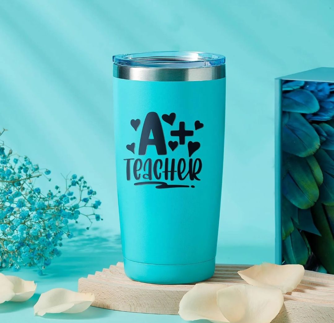 Título: Set de Regalo para Maestra A+ con Vaso Térmico, Vela Aromática y Accesorios