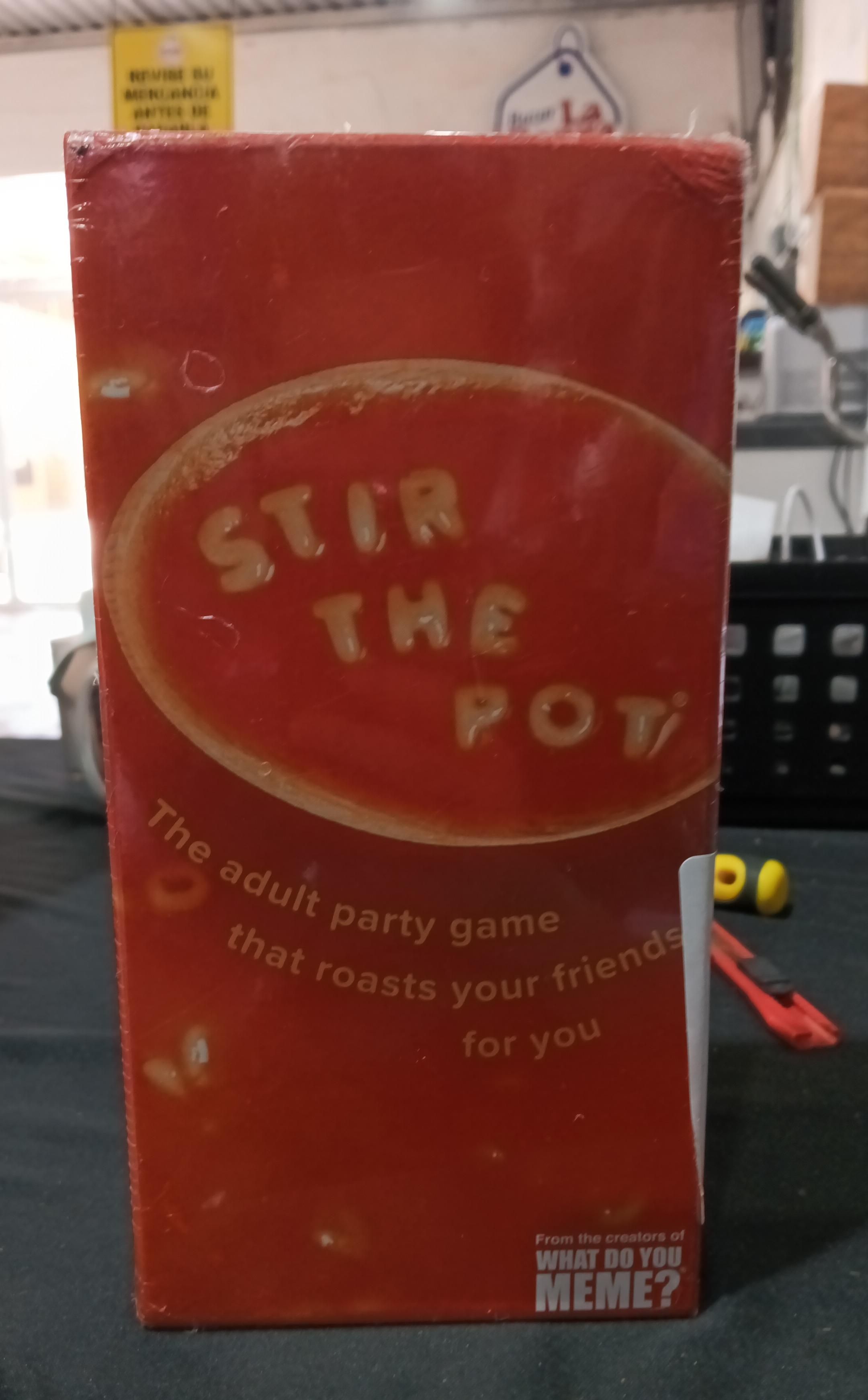 Revuelve la olla: el juego de fiesta donde compites para burlarte de tus amigos