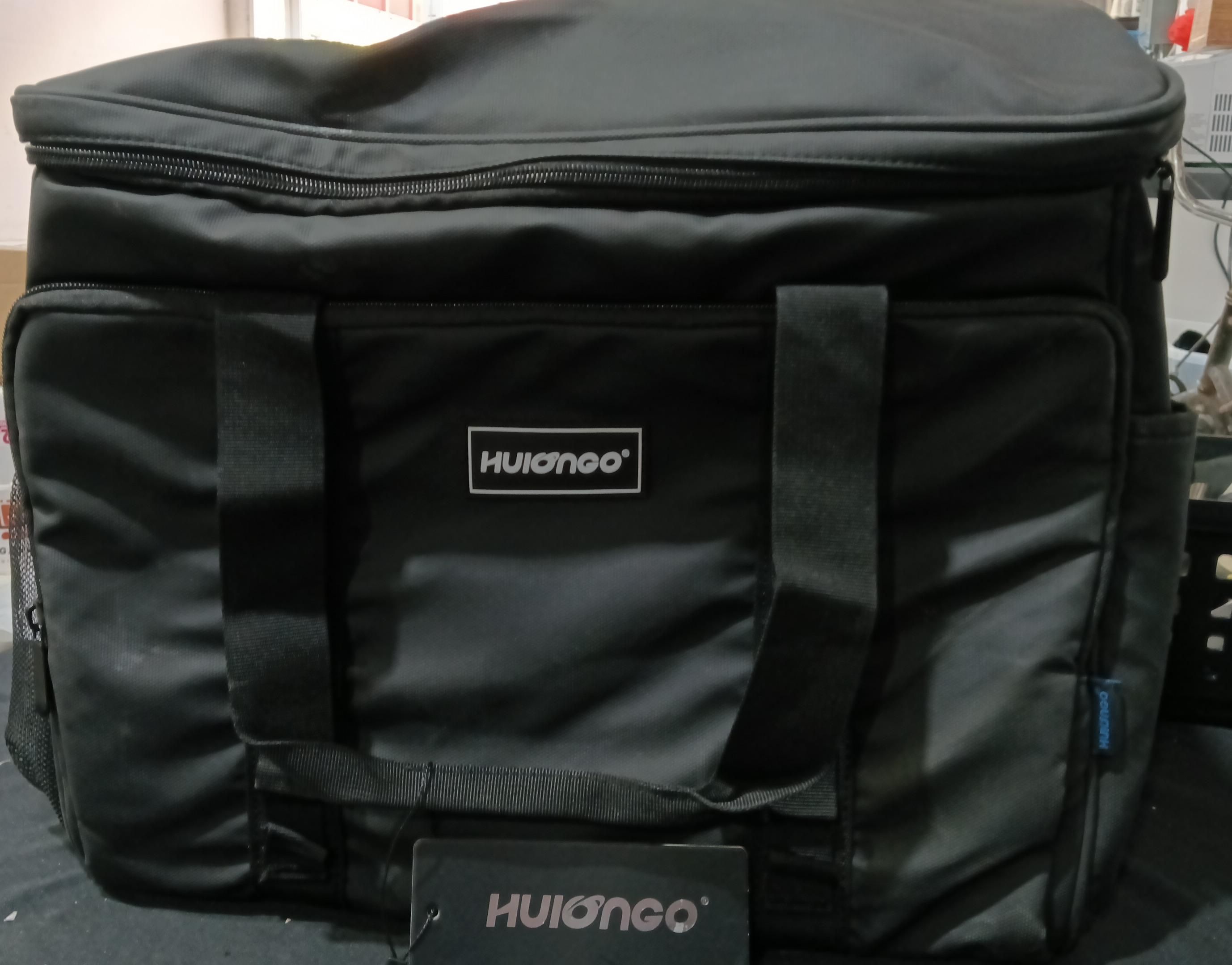 Hielera hulongo color negro