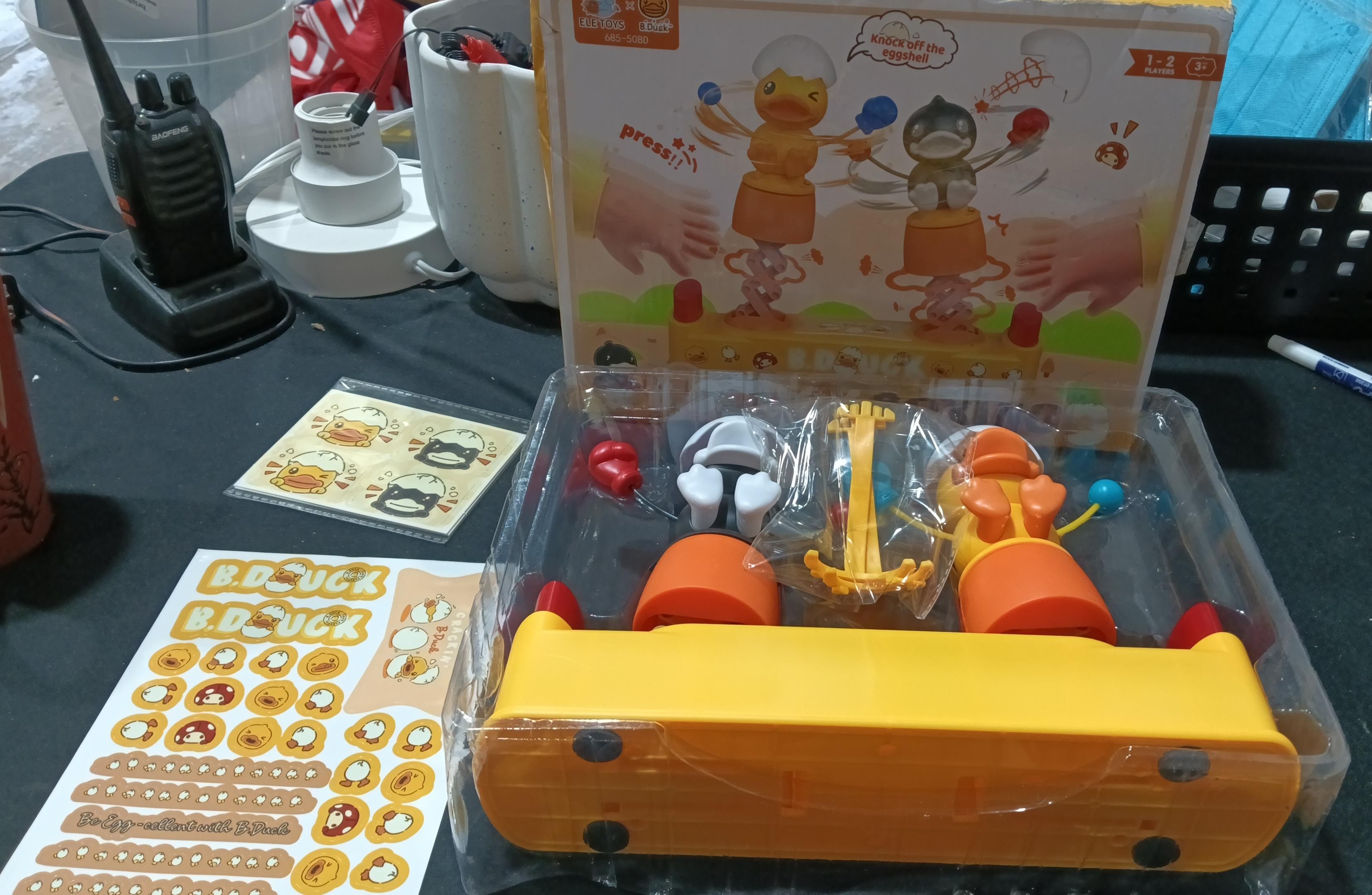 Juego de embarque para niños pequeños, Knock his Hat Off