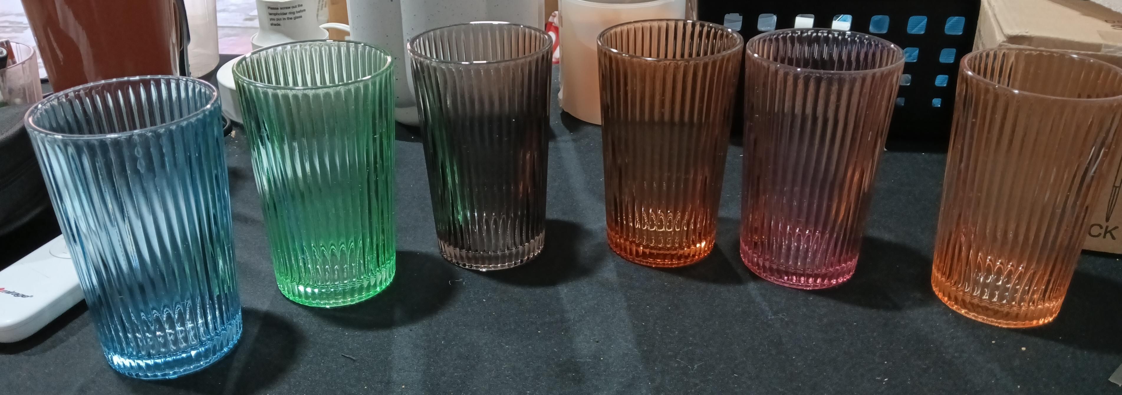6 Vasos de vidrio de Jugo Acanalados de 12 oz.