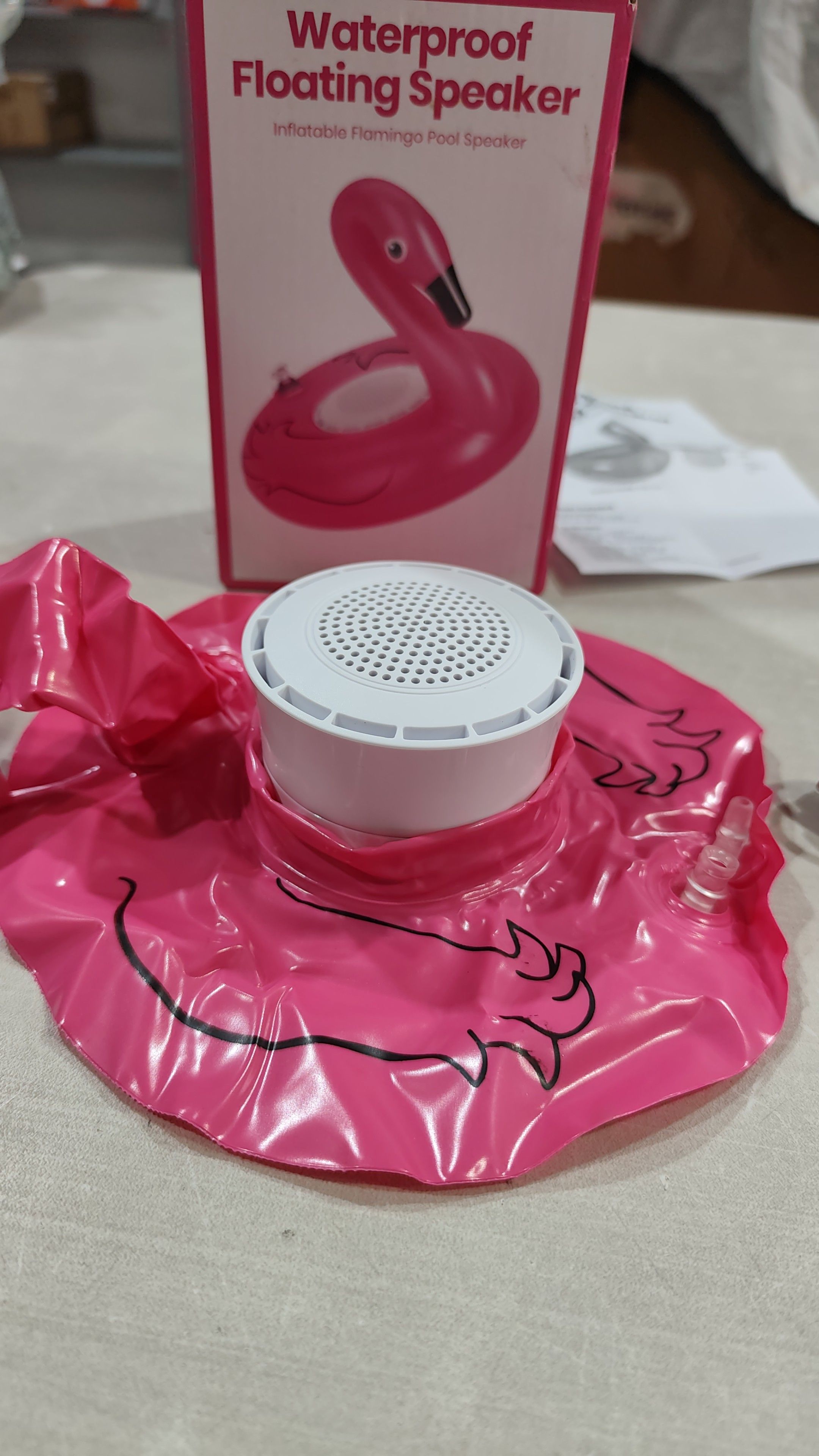 Altavoz Flotante Y Portavasos