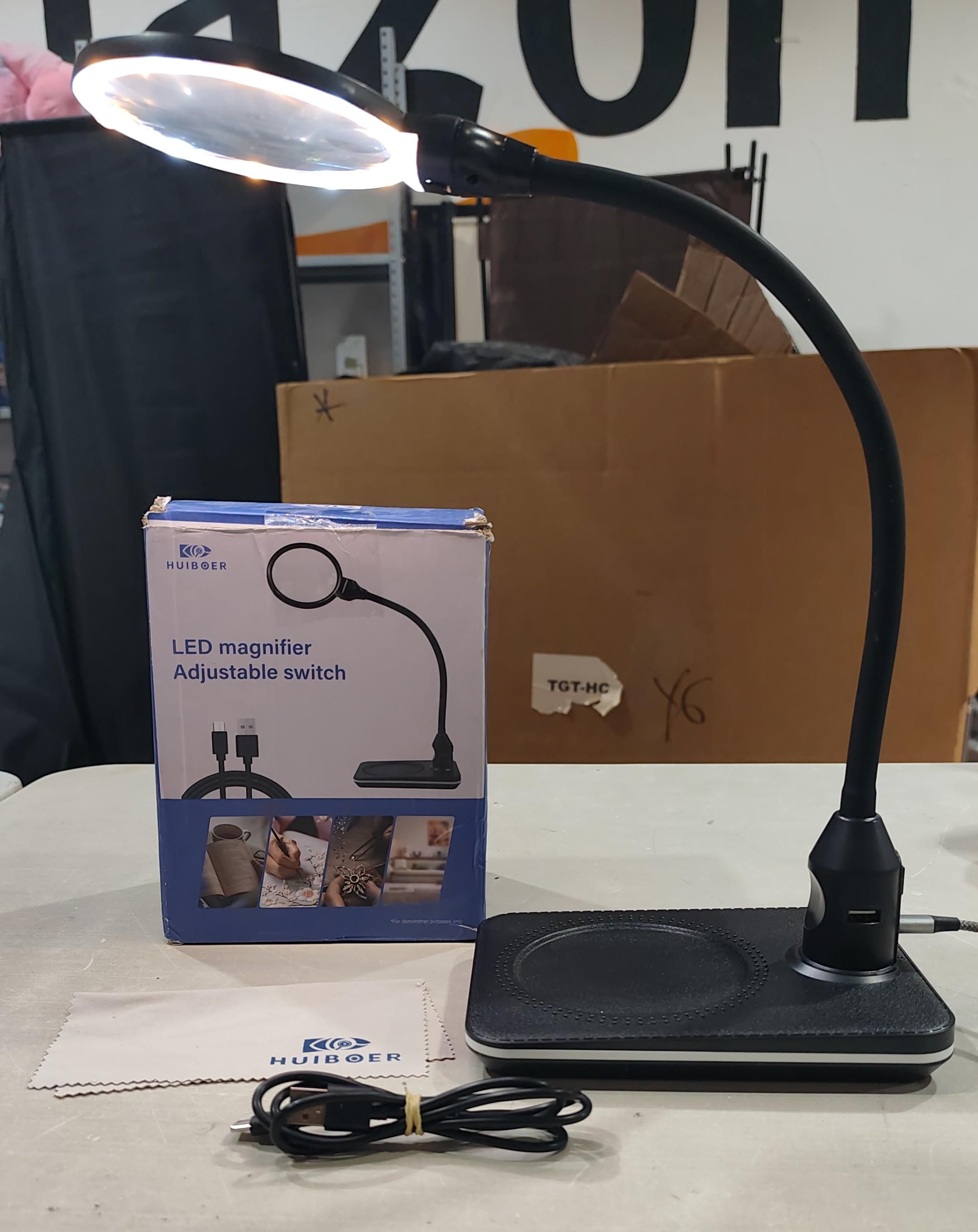 Lupa de 10 x 30 x con luz y soporte