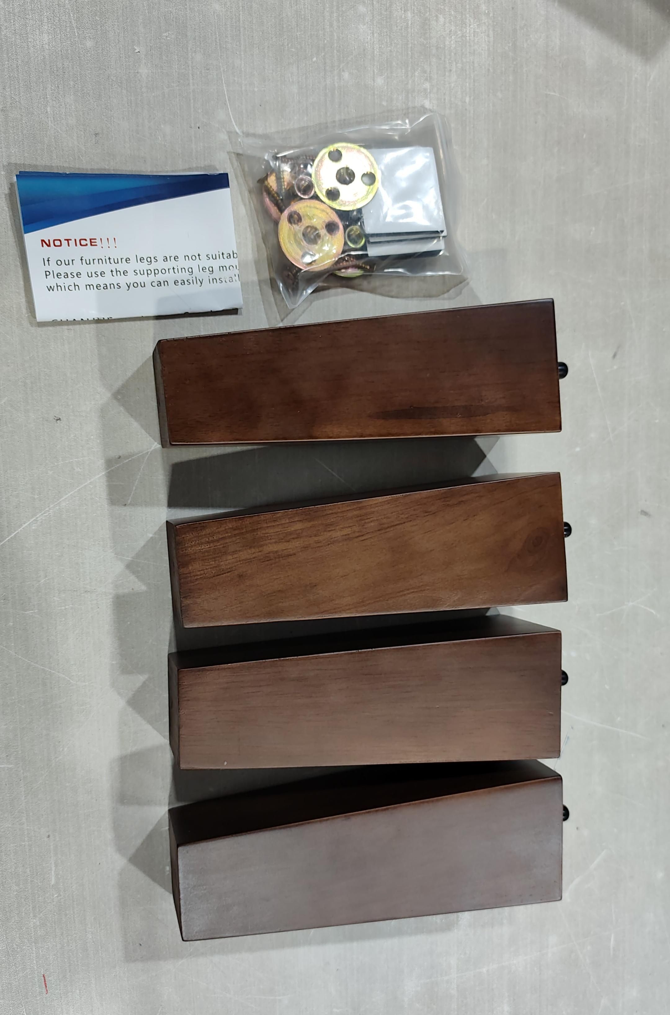 Patas de madera