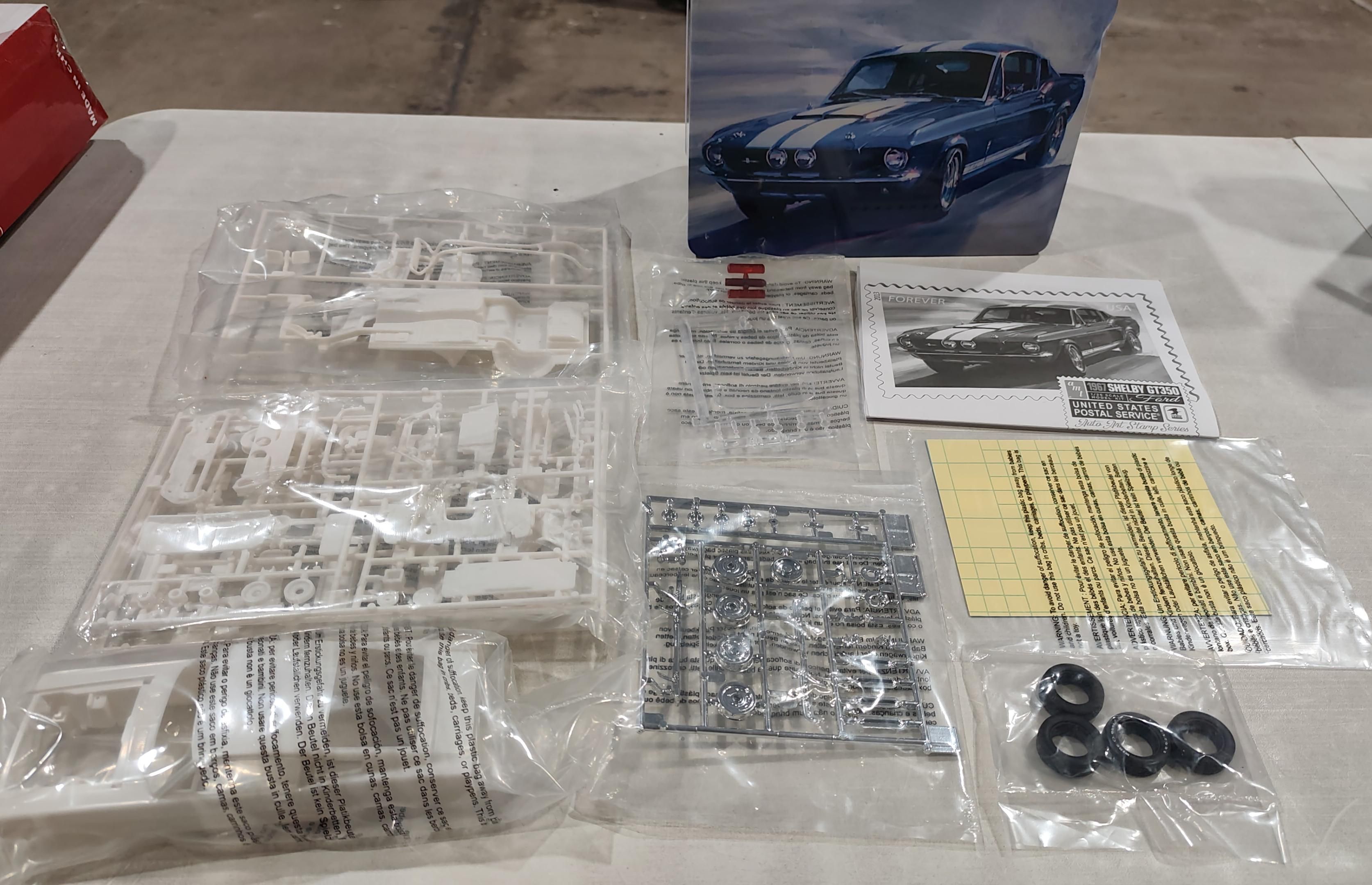 Kit de Modelo a Escala AMT 1967 Shelby GT350