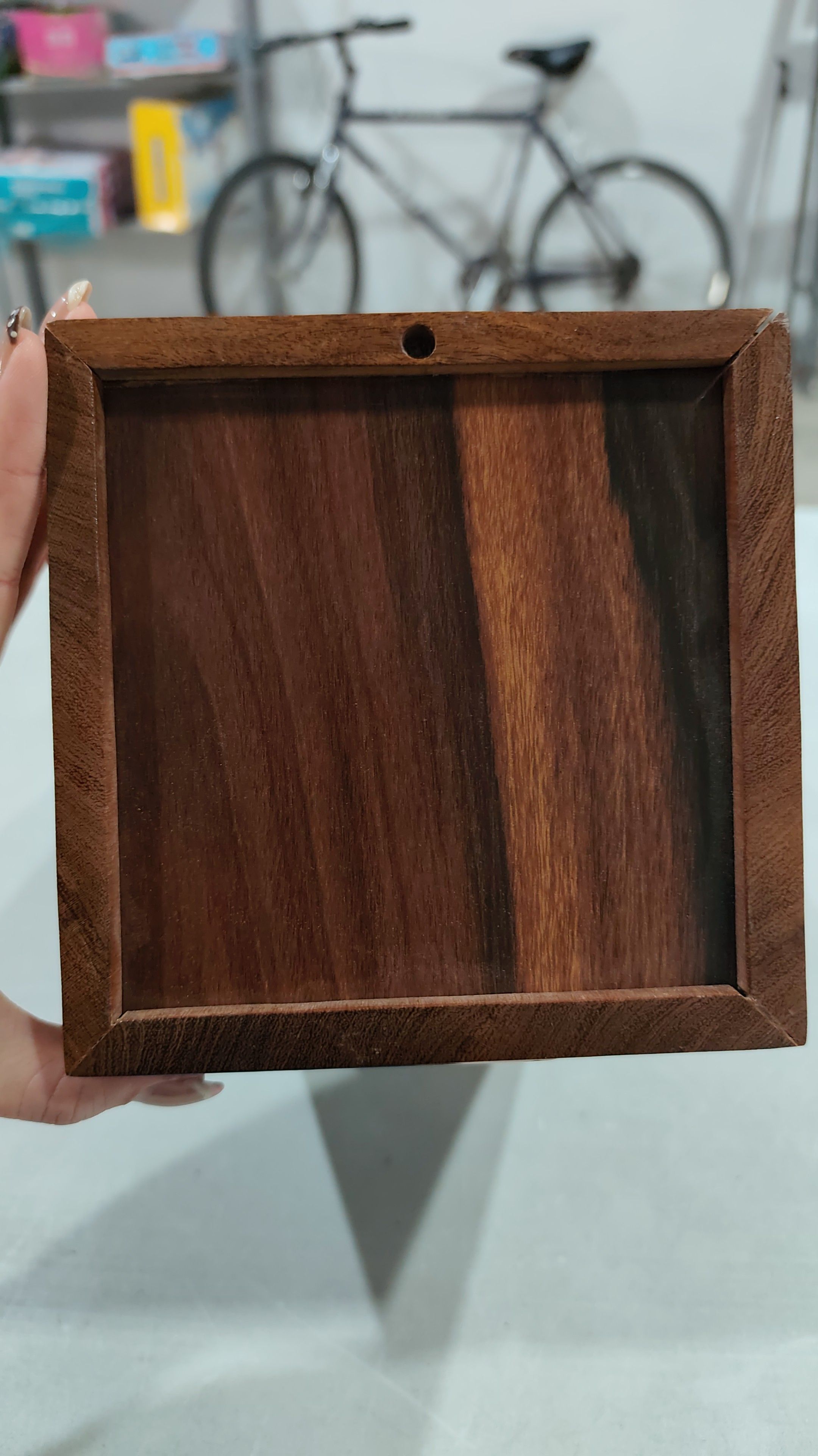 Urna de Resina de Madera oceánica